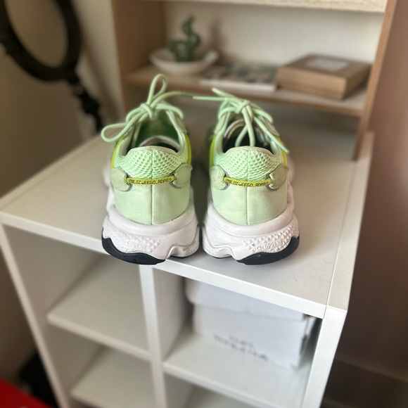 Adidas Ozweego Neon Green - Picture 3 of 5